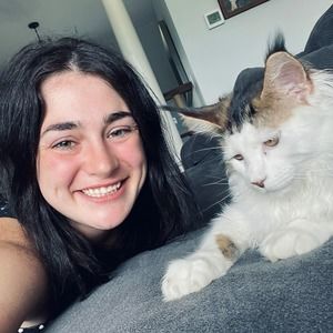 Meet your Posher, Kaylee